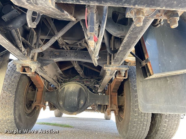 image for item NY9671 2009 Freightliner Business Class M2 bucket truck