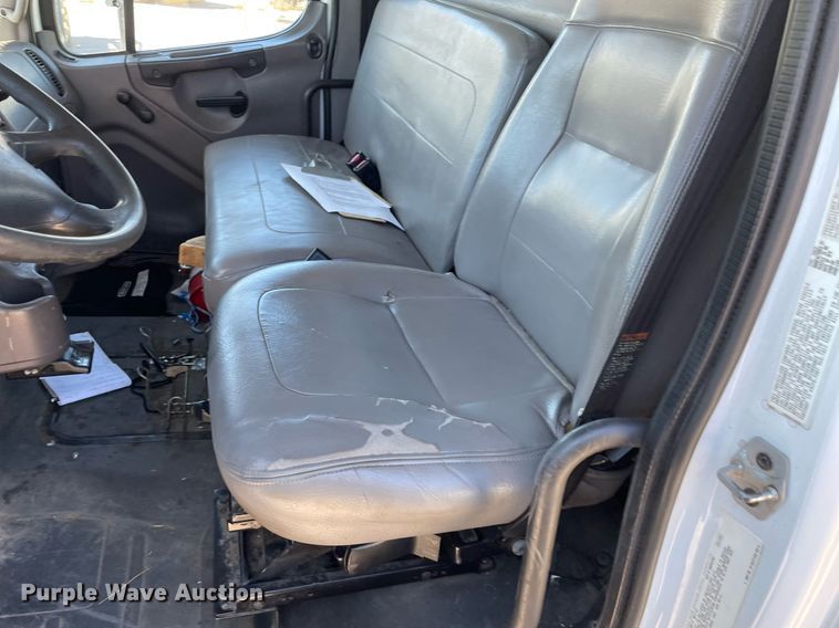 image for item NY9671 2009 Freightliner Business Class M2 bucket truck