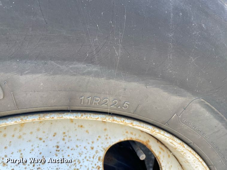 image for item NY9671 2009 Freightliner Business Class M2 bucket truck