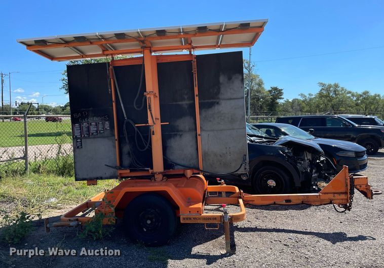 image for item NY9672 2001 Dot-Sign DH1000 Arrow board trailer