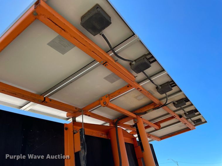 image for item NY9672 2001 Dot-Sign DH1000 Arrow board trailer