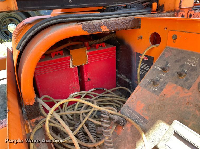 image for item NY9672 2001 Dot-Sign DH1000 Arrow board trailer