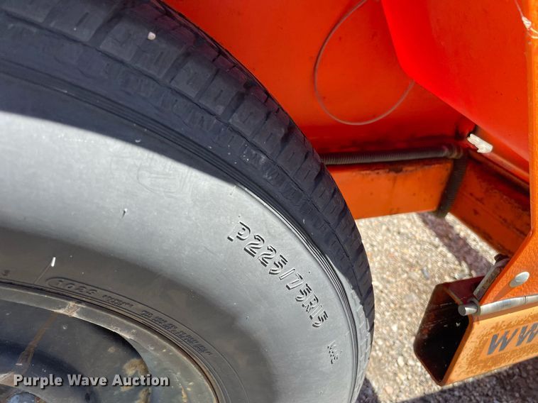 image for item NY9672 2001 Dot-Sign DH1000 Arrow board trailer