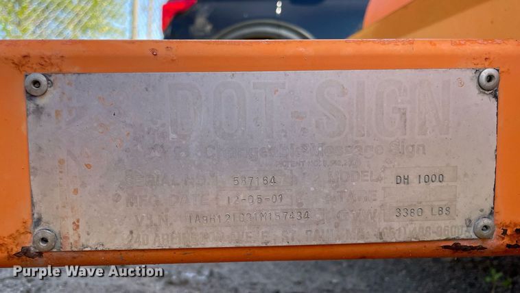 image for item NY9672 2001 Dot-Sign DH1000 Arrow board trailer