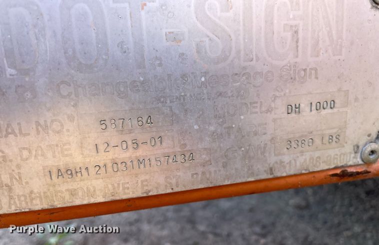 image for item NY9672 2001 Dot-Sign DH1000 Arrow board trailer
