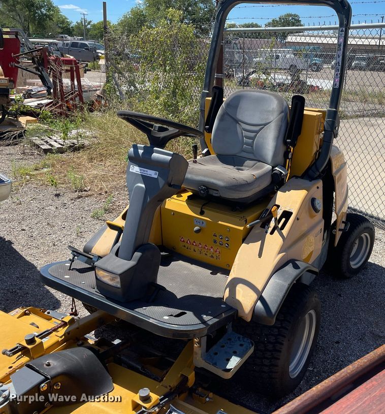 image for item NY9674 Hustler  3700 lawn mower