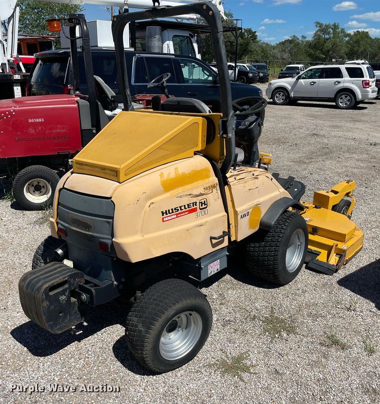 image for item NY9674 Hustler  3700 lawn mower