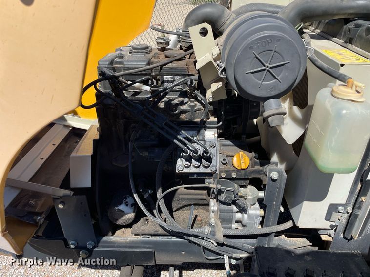 image for item NY9674 Hustler  3700 lawn mower