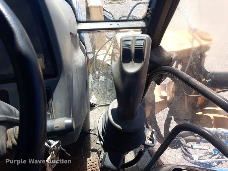 image for item NY9675 New Holland TS110 MFWD tractor