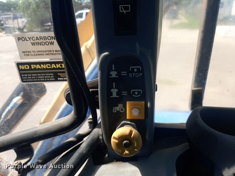 image for item NY9675 New Holland TS110 MFWD tractor