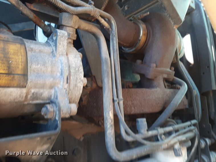 image for item NY9675 New Holland TS110 MFWD tractor