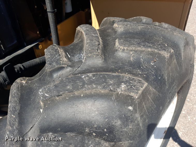 image for item NY9675 New Holland TS110 MFWD tractor