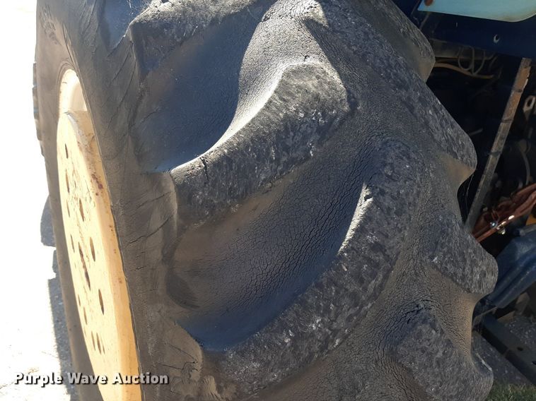 image for item NY9675 New Holland TS110 MFWD tractor