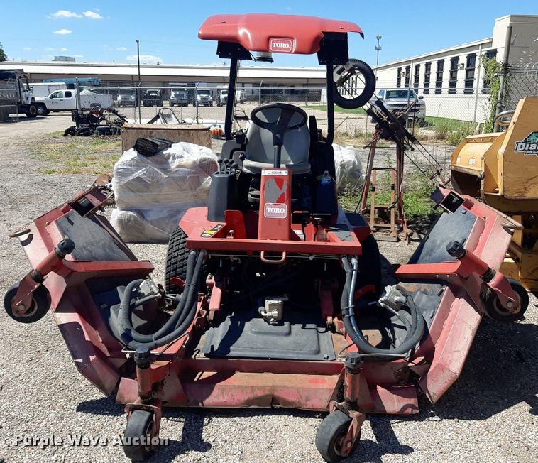 image for item NY9676 Toro Groundmaster 4100D lawn mower