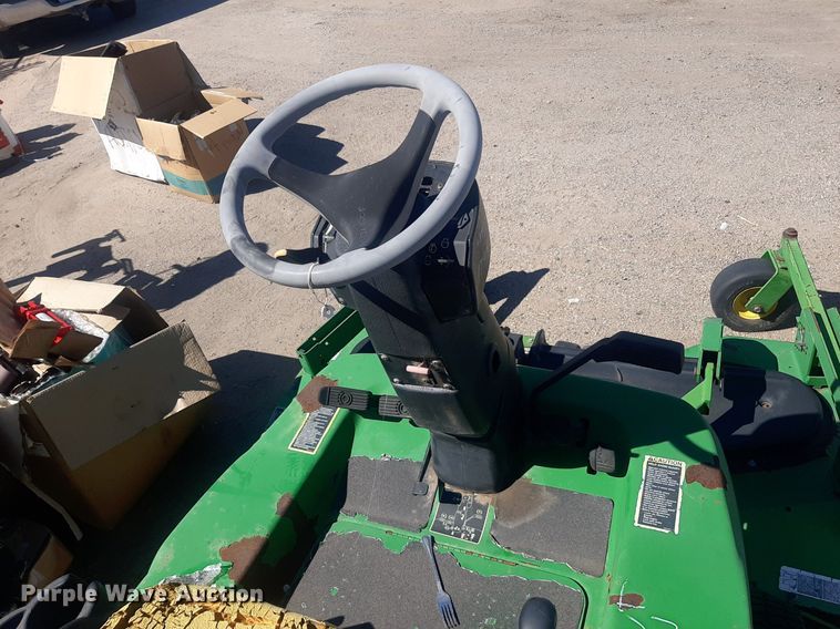 image for item NY9678 2005 John Deere 1435 Series II lawn mower