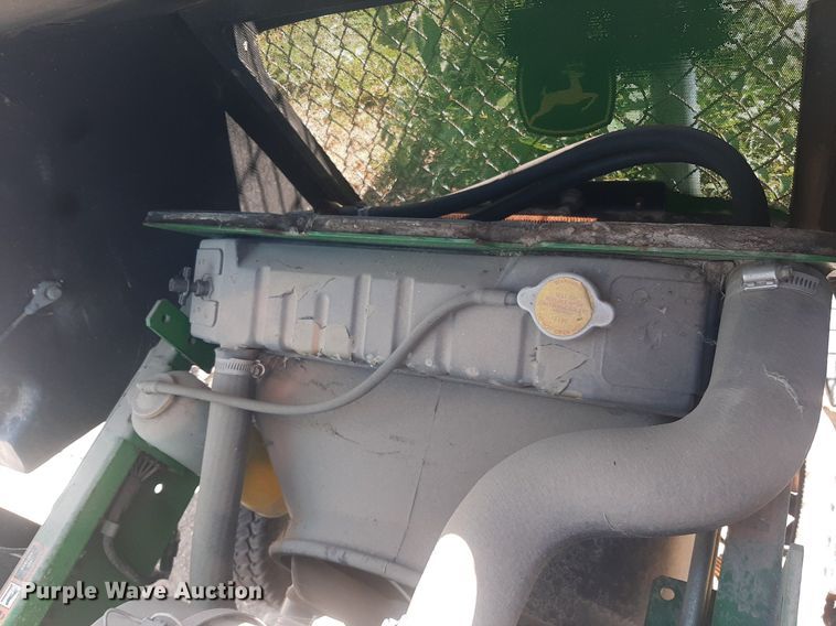 image for item NY9678 2005 John Deere 1435 Series II lawn mower