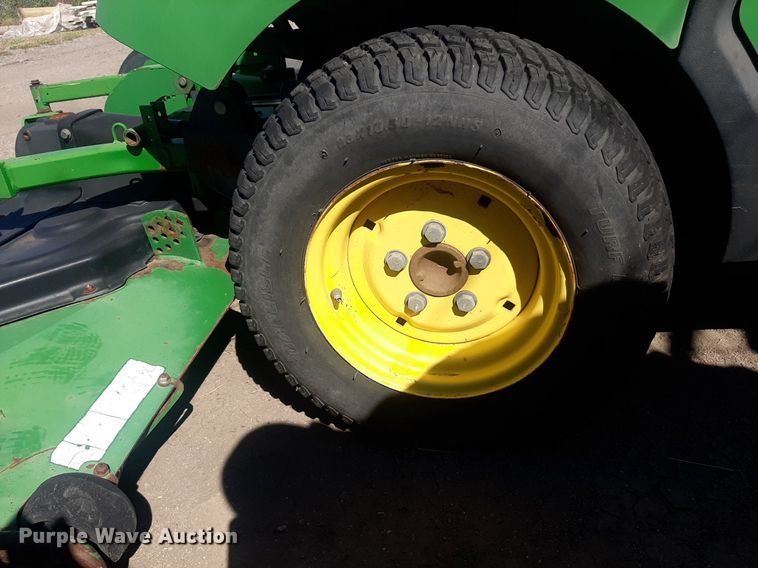 image for item NY9678 2005 John Deere 1435 Series II lawn mower