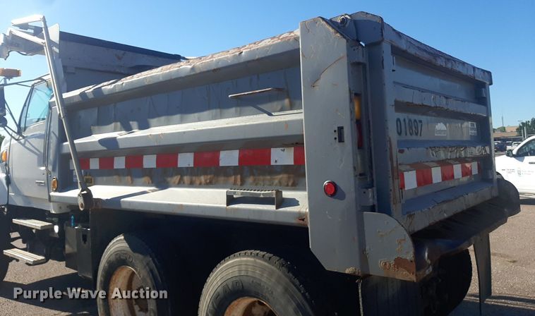 image for item NY9680 2009 Sterling dump truck