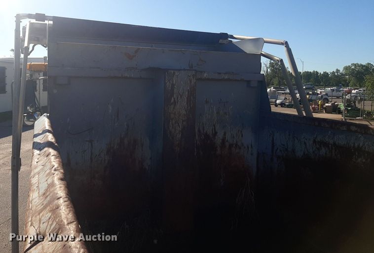 image for item NY9680 2009 Sterling dump truck