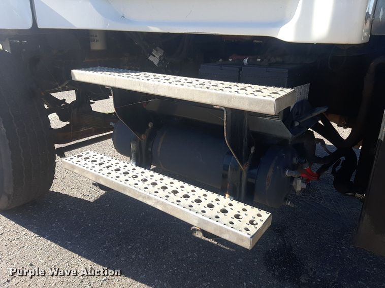 image for item NY9680 2009 Sterling dump truck