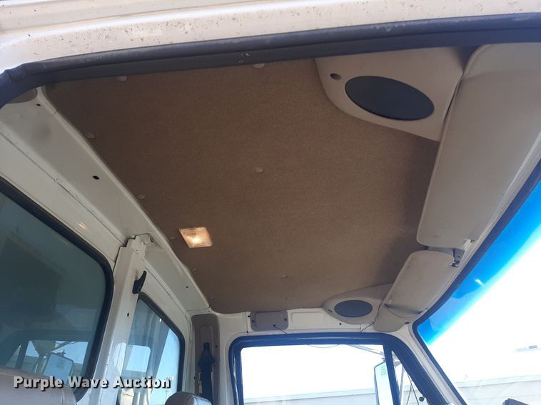 image for item NY9680 2009 Sterling dump truck