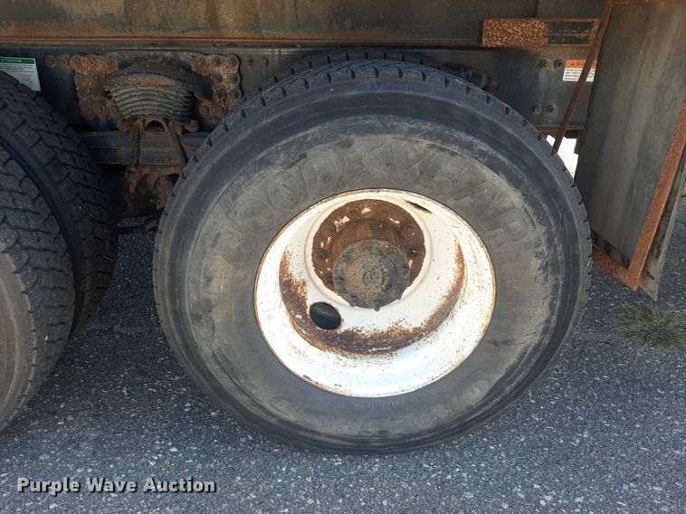 image for item NY9680 2009 Sterling dump truck