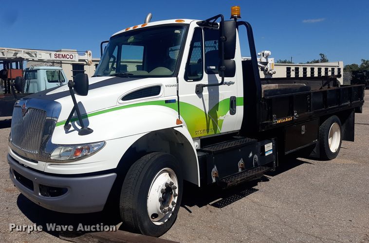 image for item NY9681 2012 International 4300 flatbed truck