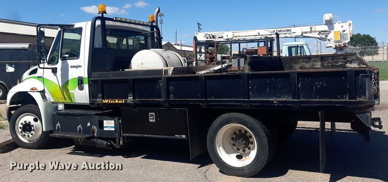 image for item NY9681 2012 International 4300 flatbed truck