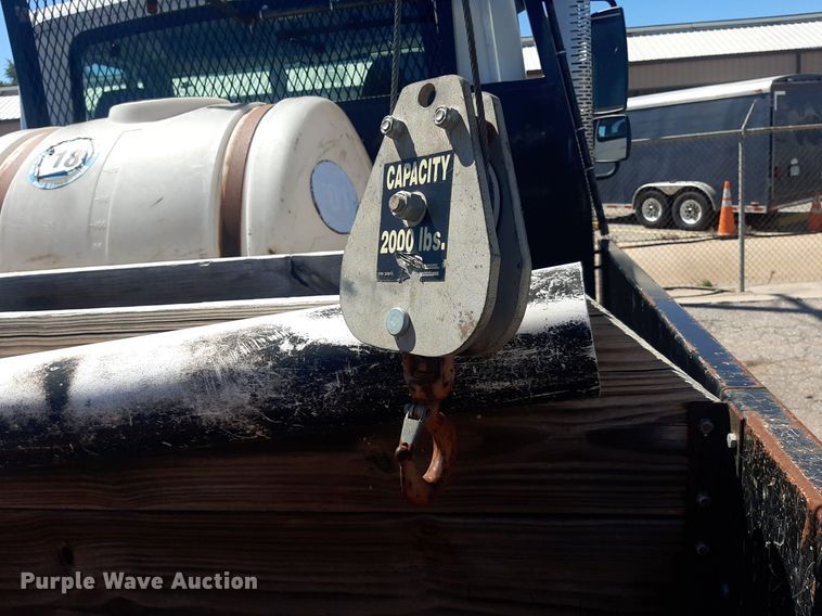 image for item NY9681 2012 International 4300 flatbed truck