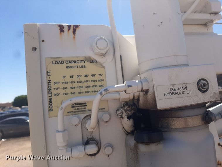 image for item NY9681 2012 International 4300 flatbed truck