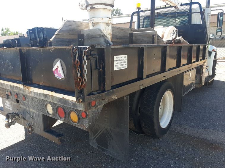 image for item NY9681 2012 International 4300 flatbed truck