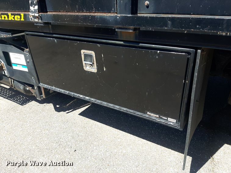 image for item NY9681 2012 International 4300 flatbed truck