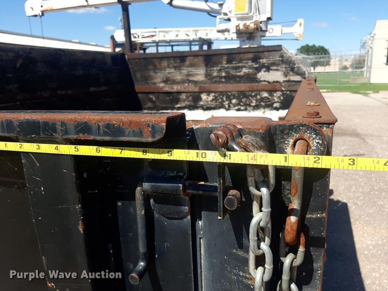 image for item NY9681 2012 International 4300 flatbed truck