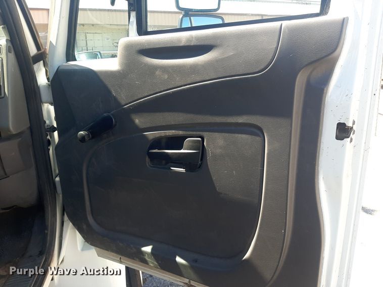 image for item NY9681 2012 International 4300 flatbed truck