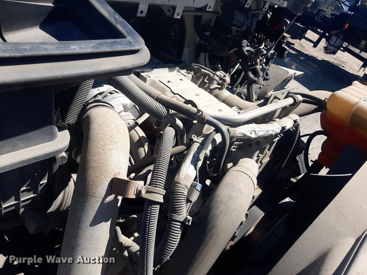 image for item NY9681 2012 International 4300 flatbed truck