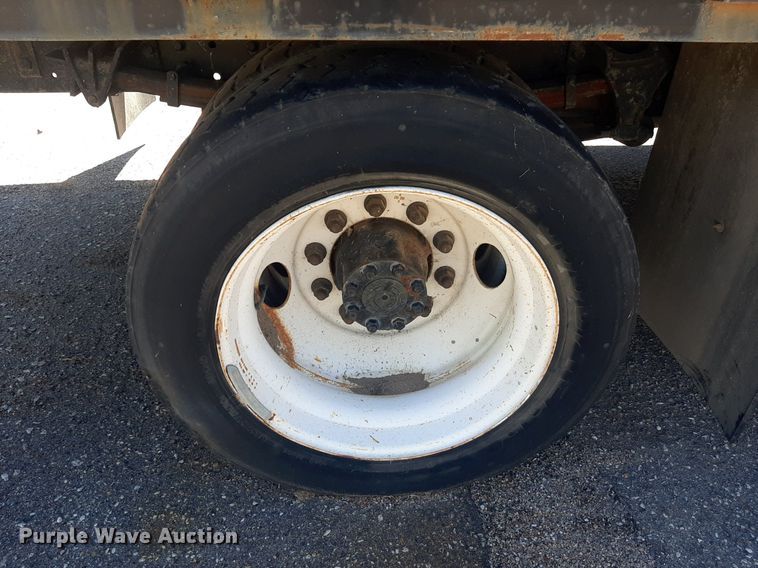 image for item NY9681 2012 International 4300 flatbed truck