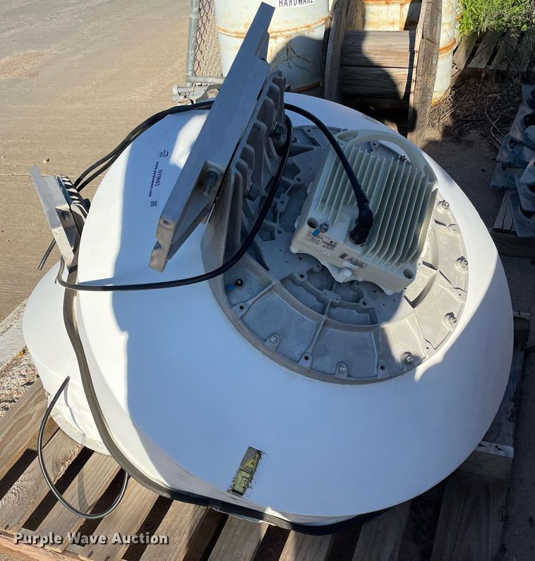 image for item NY9683 (2) 3' diameter wireless antennas