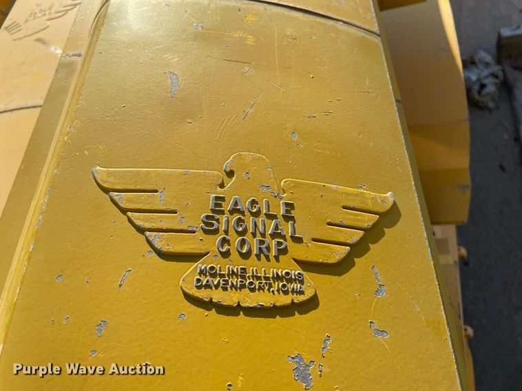 image for item NY9684 Traffic signal equipment