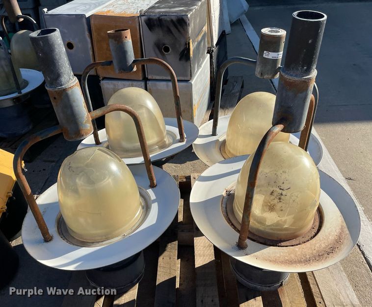 image for item NY9686 (8) lights