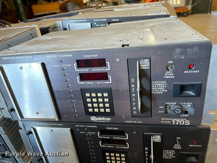 image for item NY9688 (48) traffic controllers