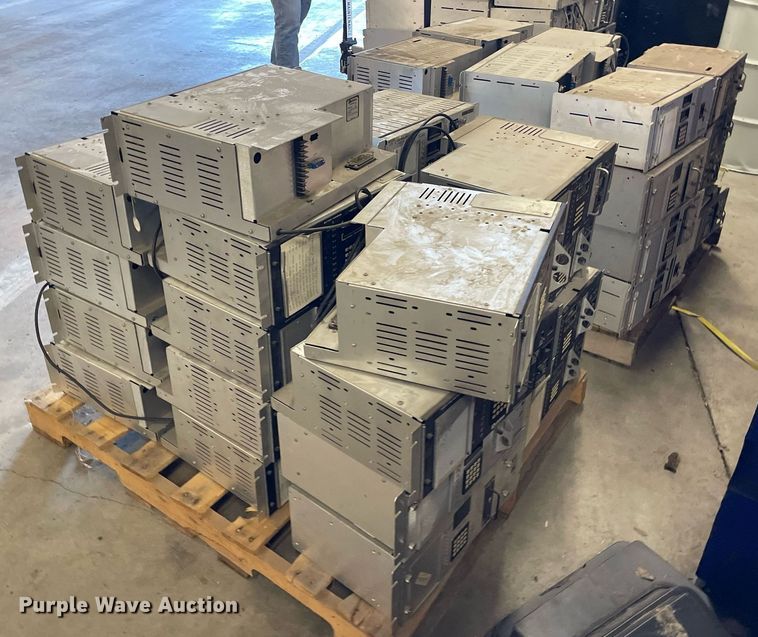 image for item NY9689 (49) traffic controllers