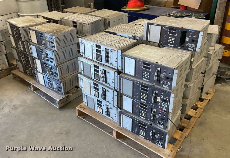 image for item NY9689 (49) traffic controllers