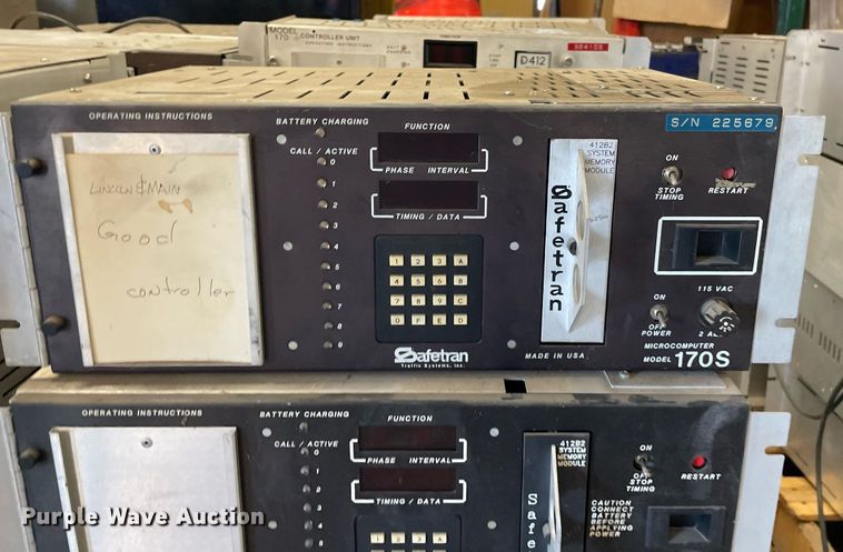 image for item NY9689 (49) traffic controllers