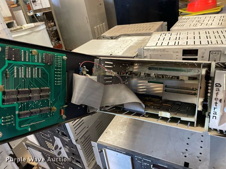 image for item NY9689 (49) traffic controllers