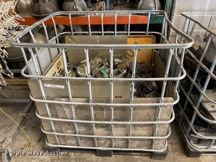 image for item NY9690 Approximately 80 parking meter housings