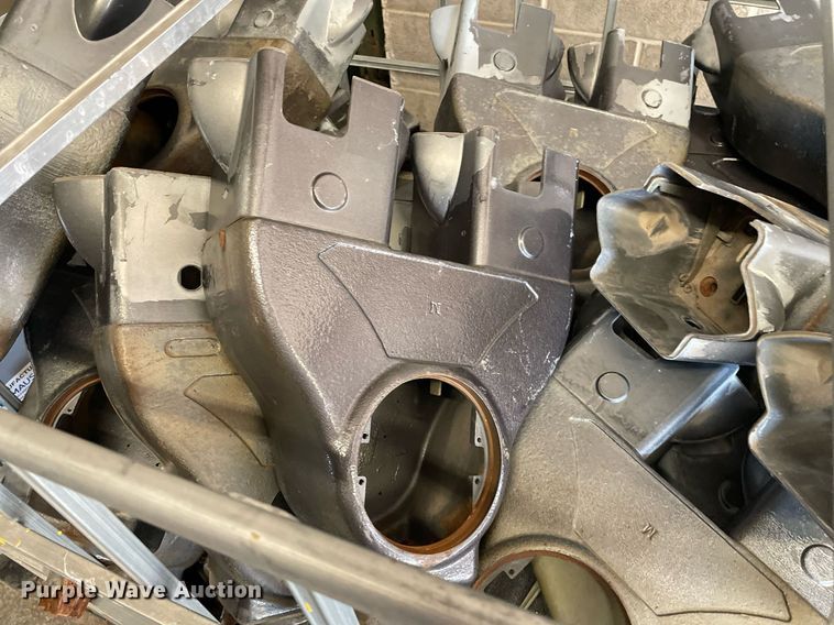 image for item NY9690 Approximately 80 parking meter housings