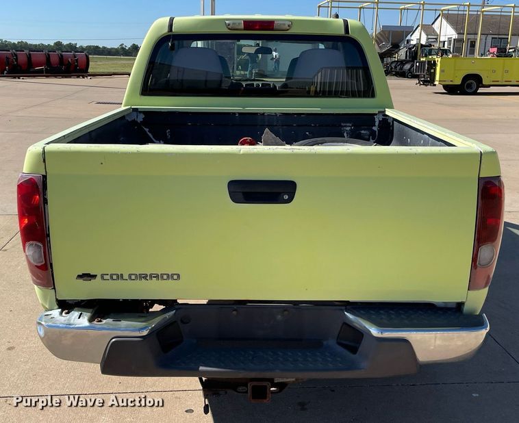 image for item NY9692 2006 Chevrolet Colorado  Crew Cab pickup truck