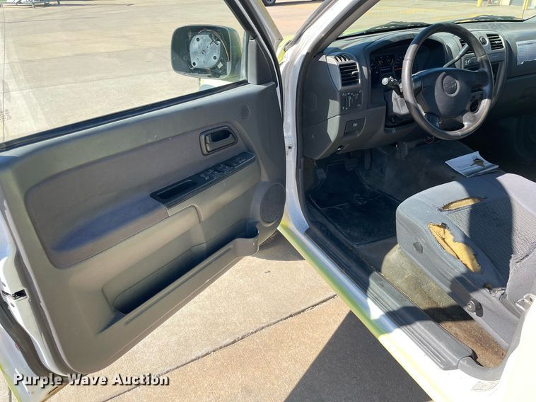 image for item NY9692 2006 Chevrolet Colorado  Crew Cab pickup truck