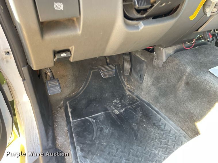 image for item NY9692 2006 Chevrolet Colorado  Crew Cab pickup truck