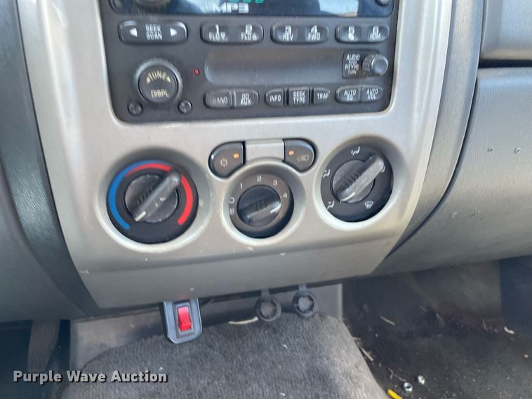 image for item NY9692 2006 Chevrolet Colorado  Crew Cab pickup truck